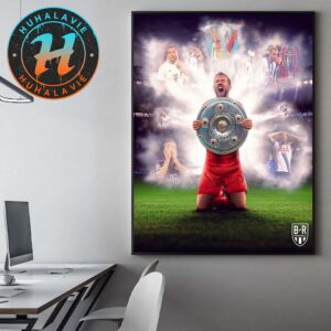 Harry Kane Wins His First Trophy With Bayern Munich Deutscher Meister 2025 Home Decor Poster Canvas