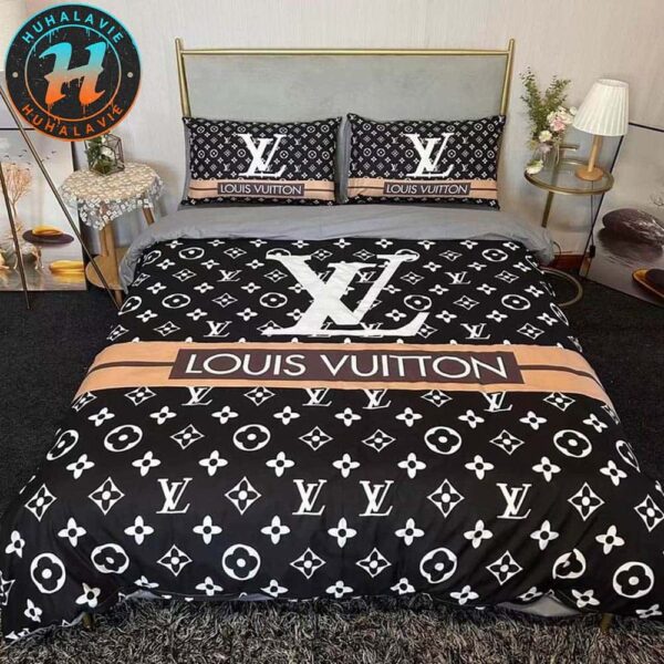 Louis Vuitton Black Background With Monogram Canvas Pattern Luxury Bedding Set King