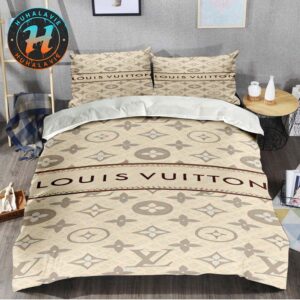 Louis Vuitton Monogram Canvas Pattern With Full Bedding Set