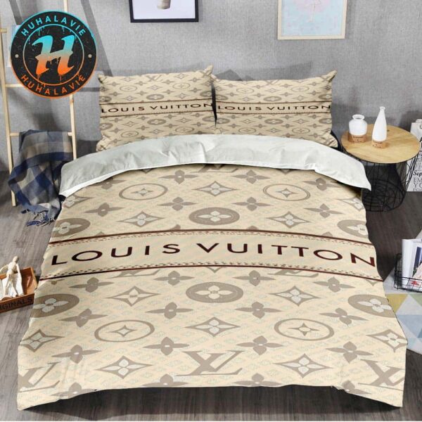 Louis Vuitton Monogram Canvas Pattern With Full Bedding Set