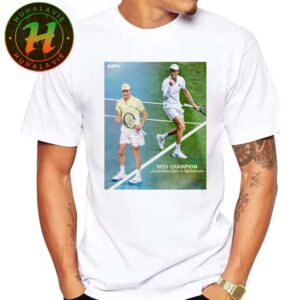 2025 Champion Australian Open And Wimbledon Jannik Sinner Defeats Defending Wimbledon Champion Carlos Alcaraz Unisex T-Shirt