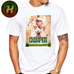 Jannik Sinner Triumphed Over His Rival Carlos Alcarez To Win The Men’s Title At Wimbledon Champion 2025 Unisex T-shirt