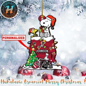 Snoopy x Atlanta Falcons NFL Personalized Christmas 2025 Tree Decoration Holiday Christmas Ornament