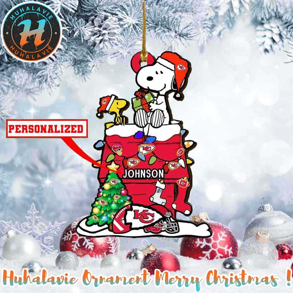 Snoopy x Kansas City Chiefs NFL Xmas 2025 Personalized Holiday Ornament Snoopy x Kansas City Chiefs NFL Xmas 2025 Personalized Holiday Ornament