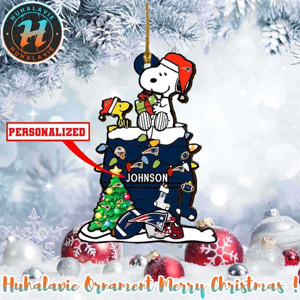 Snoopy x New England Patriots NFL Personalized Christmas 2025 Tree Decoration Holiday Christmas Ornament Snoopy x New England Patriots NFL Personalized Christmas 2025 Tree Decoration Holiday Christmas Ornament